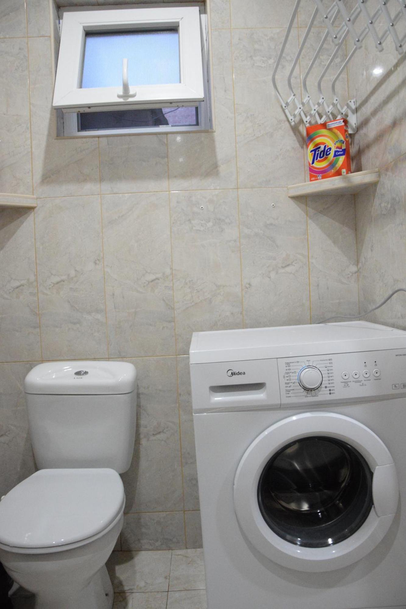 Librarians' Flat Appartement Tbilisi Buitenkant foto