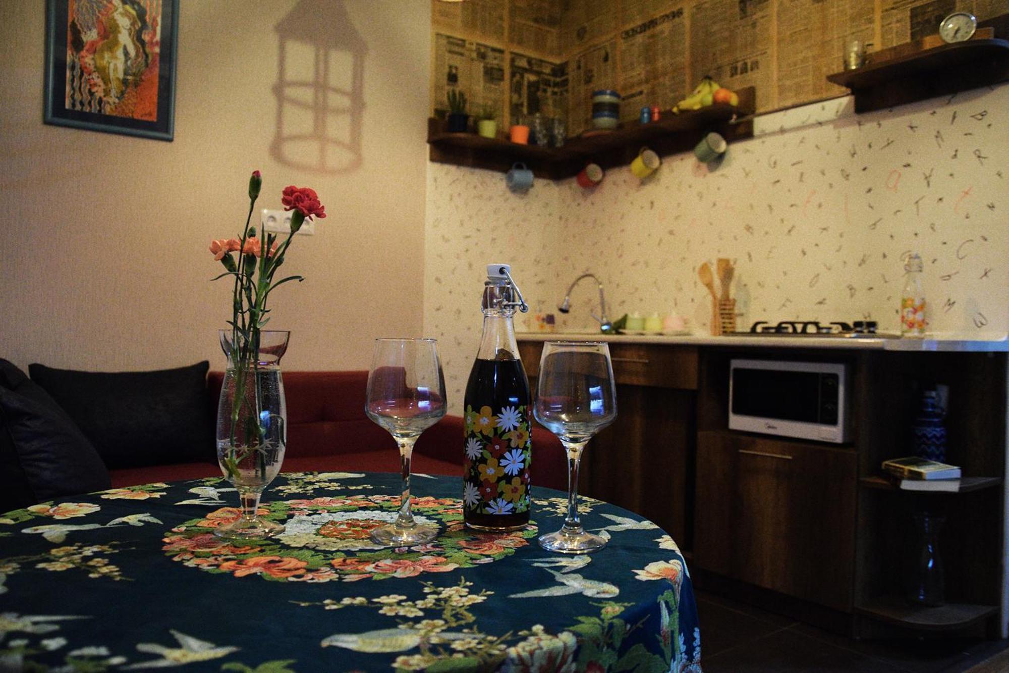 Librarians' Flat Appartement Tbilisi Buitenkant foto